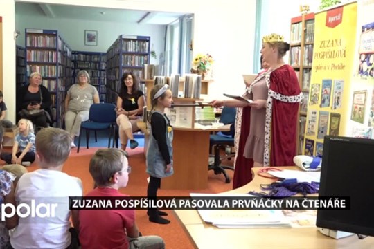 Spisovatelka Zuzana Pospíšilová pasovala prvňáčky na čtenáře