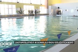 Záchrana bazénu i účet za rok 2024. Frýdek-Místek řešil na zastupitelstvu důležité body