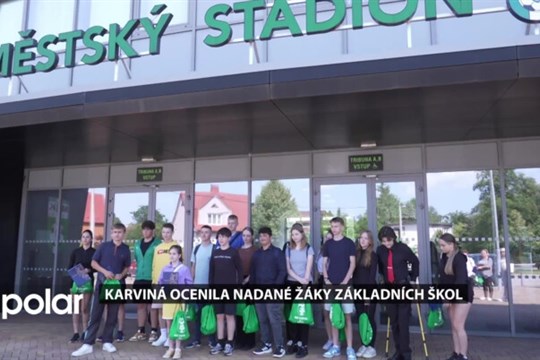 Město Karviná ocenilo nejlepší žáky základních škol s výbornými studijními výsledky