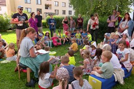 U knihovny zase svítí Hradišťské sluníčko