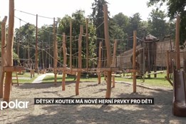 Dětský koutek v parku Boženy Němcové byl rozšířen o nové herní prvky pro malé i starší děti