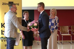 Šest obcí získalo certifikát za podporu rodinného života