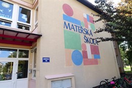 Valašské Meziříčí zrušilo školkovné, rodiny ušetří tisíce