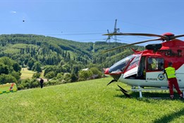 Záchranáři zasahovali u pádu paraglidisty v Beskydech