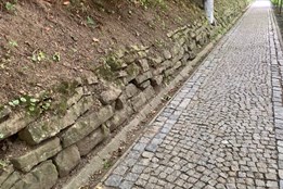 Ve Vsetíně se chystá oprava chodníku z Panské zahrady na Horní město