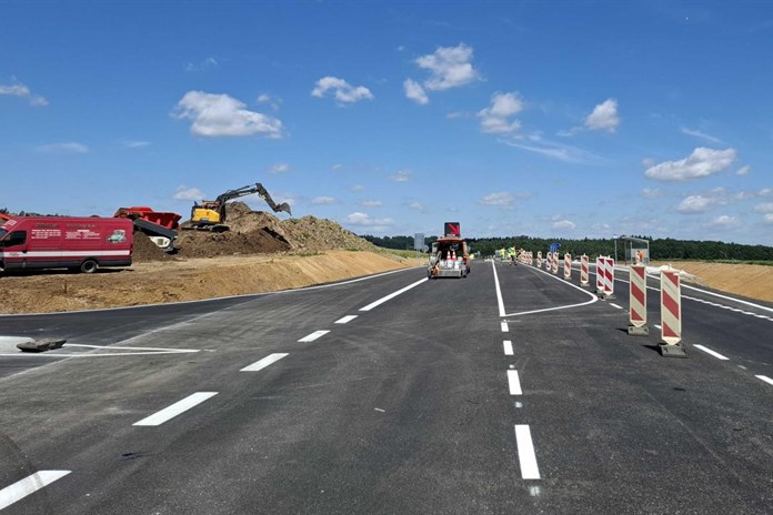Řidičům se uleví, končí rekonstrukce křižovatky na hlavním tahu u Koutu na Šumavě