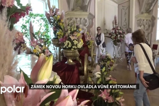 BEZ KOMENTÁŘE: Vůně lilií se prolíná zámkem v Nové Horce u Studénky