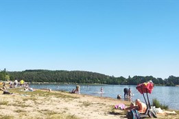 Meteorologové varují před vysokými teplotami a požáry. Výstraha platí i pro Plzeňský kraj