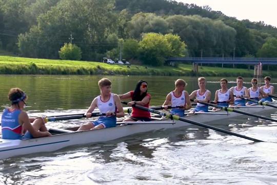Otrokovičtí veslaři se radují z nové osmiveslice