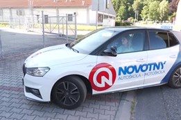 Na žáky autoškol čeká nový typ otázek