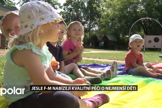 Rodiče mohou dávat děti do jesliček častěji. O rodičovský příspěvek nepřijdou