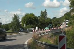 ŘSD opravuje svodidla u Dolánek