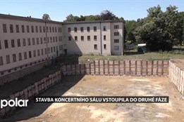 Stavba koncertního sálu jde do druhé fáze. Bourací práce jsou v plném proudu