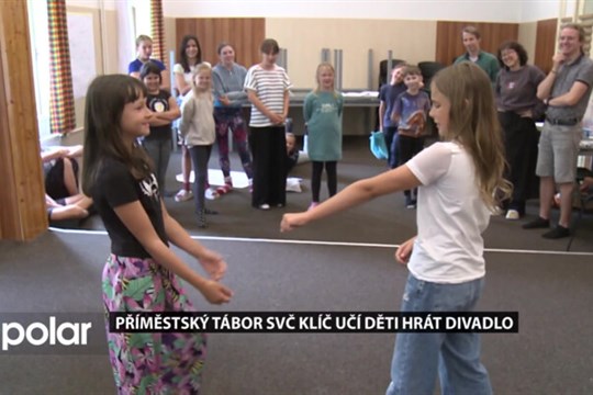 Příměstský tábor učí děti ve Frýdku-Místku hrát divadlo