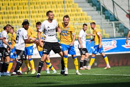 Ševci po 22 letech vyloupili Stínadla. Při premiéře se trefil Cupák, rozhodl Kanu