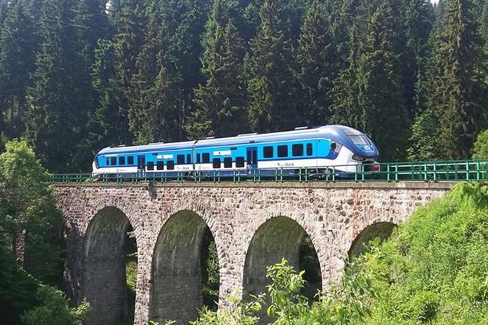 Jedna z nejvýše položených tratí v Česku opět slouží cestujícím