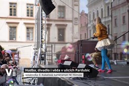 Hudba, divadlo i věda v ulicích Pardubic