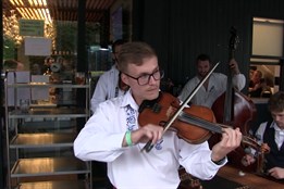 Léto ve veselském přístavu patřilo tentokrát folklóru