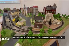 Ve Vagonářském muzeu ožilo Urbánkovo městečko, shlíží na něj i sám autor