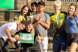 Roky Madrid slaví triumf: Rokycanský nízkoprahový Klub Akcent vyhrál Den Fair Play a míří do celostátního finále