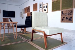 Designový poklad z minulosti: V Olomouci vystavují unikáty z legendárního Dřevopodniku Holešov