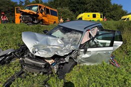 Vážná nehoda u Biskupic si vyžádala osm zraněných. Na místo letěl vrtulník