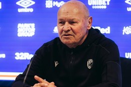 Není třeba panikařit, zásahů do týmu bylo hodně, popisoval trenér Koubek