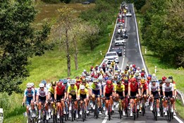 Rychlá kola, velká jména a omezený provoz: Czech Tour zamíří do Olomouckého kraje