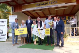 Nedachlebice si převzaly ocenění Vesnice roku