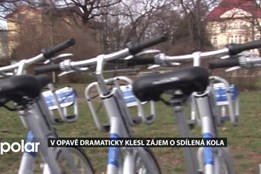 Zrušením oblíbeného benefitu v Opavě rapidně klesl zájem sdílená kola