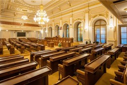 O hlasy voličů do parlamentu se bude v Moravskoslezském kraji ucházet 22 uskupení