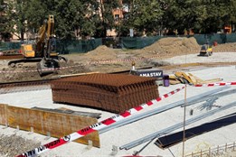 Práce na proměně prostoru u Krytého bazénu v Ostravě-Porubě pokračují