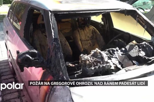 Požár na Gregorově ohrozil nad ránem padesát lidí, policie bušila na okna, aby vyběhli z domu