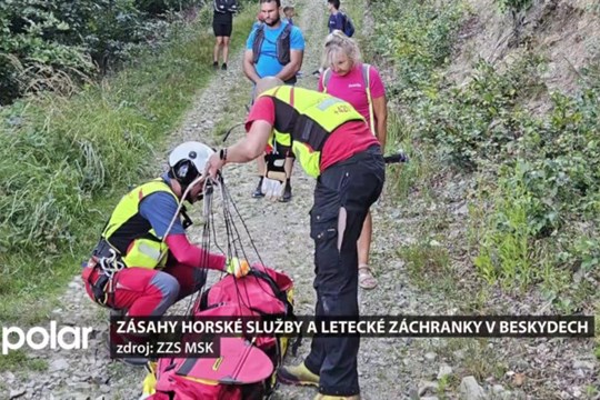 Horská služba s leteckou záchrankou pomáhali v Beskydech zraněnému koloběžkáři i turistce