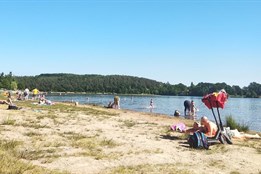Kvalita vody v koupalištích v Plzeňském kraji je týden do konce prázdnin dobrá