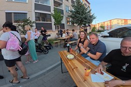 Kluci z Východu uspořádali komunitní setkání pro sousedy