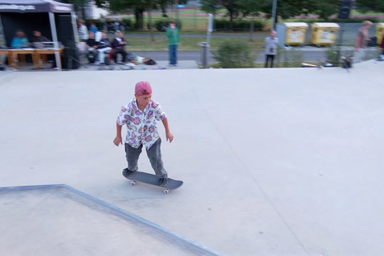 Ve skateparku se o víkendu konala soutěž i letní kino 