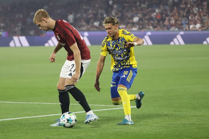 Trefa Natchkebii přišla pozdě. Zlín podlehl Spartě 1:3, zářil oslavenec Rrahmani