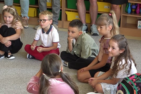 Nový školní rok přinesl překvapení pro učitele i slavnostní okamžiky pro žáky 