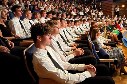 První ročník Střední policejní školy v Sokolově složil slavnostní slib