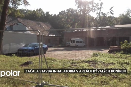 Započala stavba inhalatoria v areálu bývalých koníren v parku Boženy Němcové