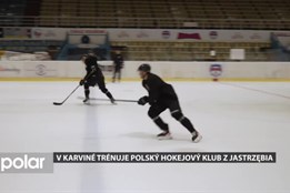 Polští hokejisté z města Jastrzębie-Zdrój našli během rekonstrukce stadionu zázemí v Karviné