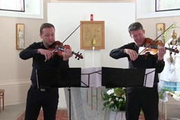 Benefiční koncert ve Skoronicích pomohl získat peníze na opravu kostela