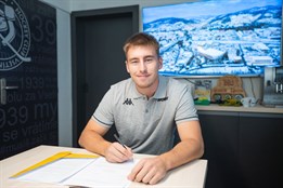 Hokejisté Vsetína se dohodli s útočníkem Adámkem, hrával i za Zlín 