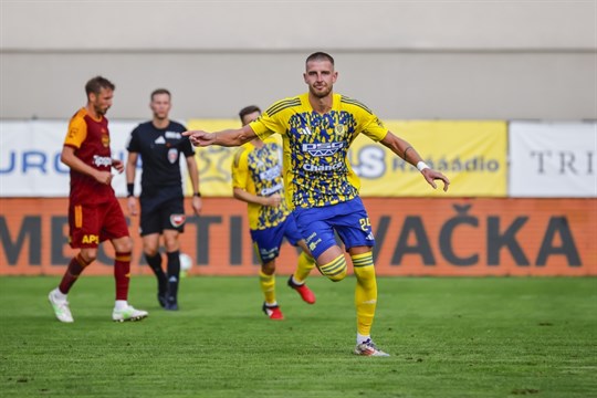 Zlín udržel s Duklou domácí neporazitelnost, z penalty srovnal Černín