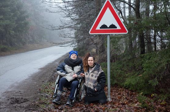 Krajská galerie ve Zlíně zahájí podzim výstavou umělkyň, které pečují o své blízké