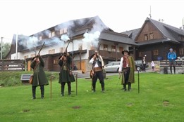 Folklorní soubory se představily na mezinárodním festivalu na Soláni