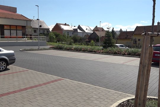 V centru Dolního Němčí vzniklo nové náměstí 
