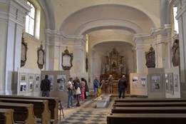 Starobylý odsvěcený kostel ožívá kulturou