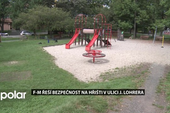 Dětské hřiště ve Frýdku-Místku okupují problémoví lidé. Město už situaci řeší